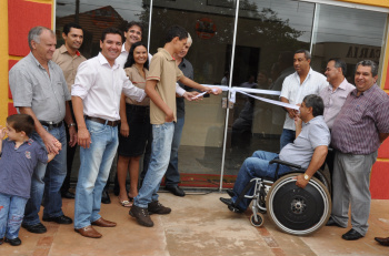 Auto Peças Dstak é inaugurada em Amambai Momento em que foi inaugurada a nova sede da Auto Peças Dstak
