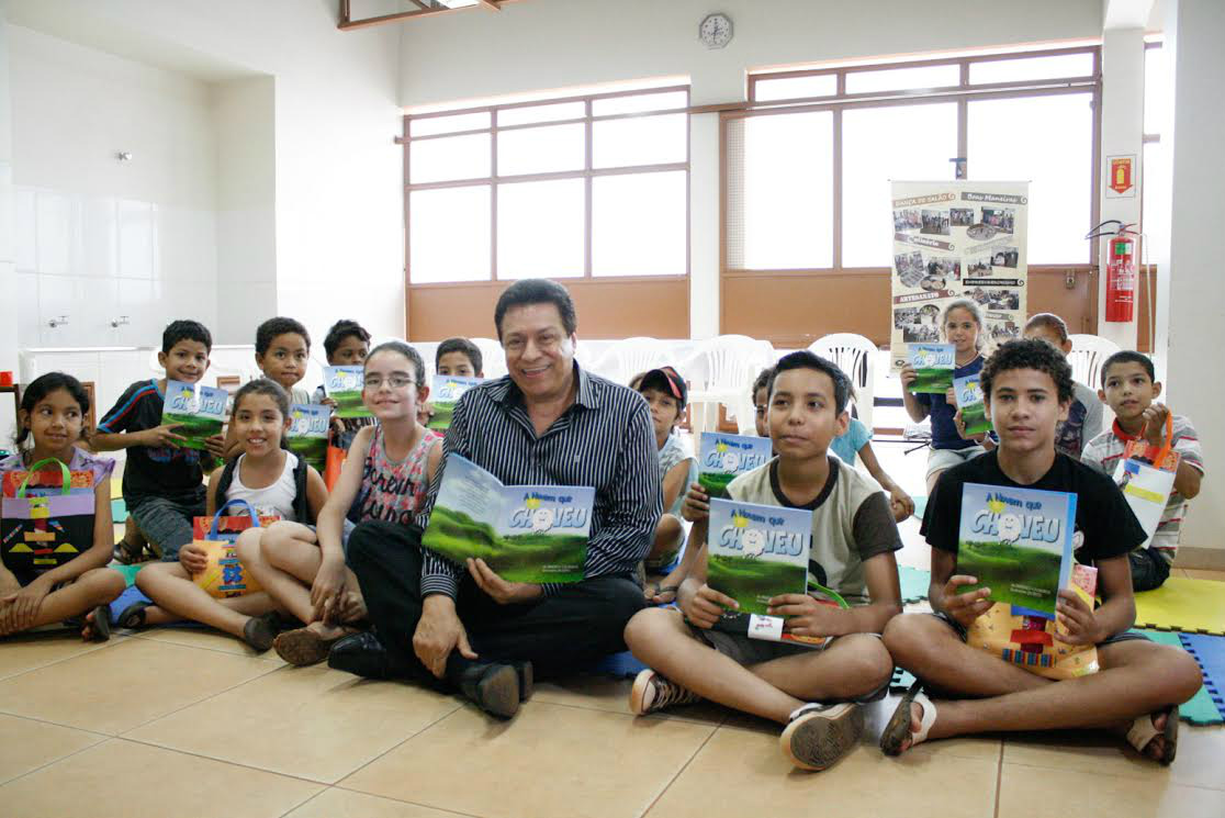 Presidente da Fundação de Cultura realiza 14ª edição da Cesta Básica da Cultura