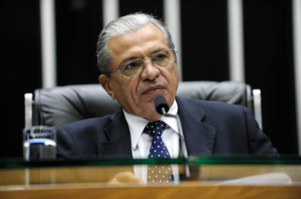 Inocêncio vê "chantagem" na ação do PR do Senado Inocêncio vê "chantagem" na ação do PR do Senado