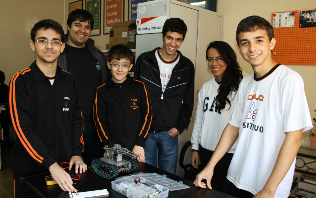 Projeto de Robótica Escolar do Colégio Celq de Amambai é destaque no Estado