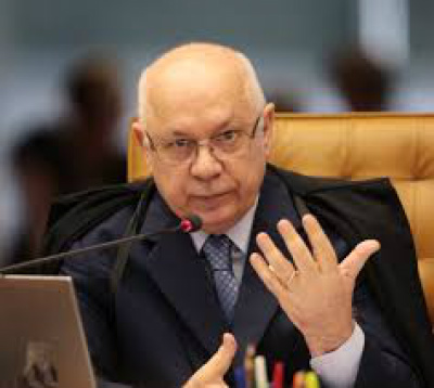 Por unanimidade, Supremo mantém afastamento de Cunha O ministro Teori Zavascki teve sua decisão de suspender o mandato de Eduardo Cunha aprovada por unanimidade pelo Tribunal / Foto: Divulgação