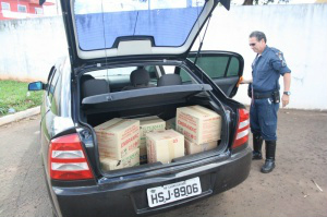 Material estava no porta-malas do carro / Foto: Marcos Ermínio