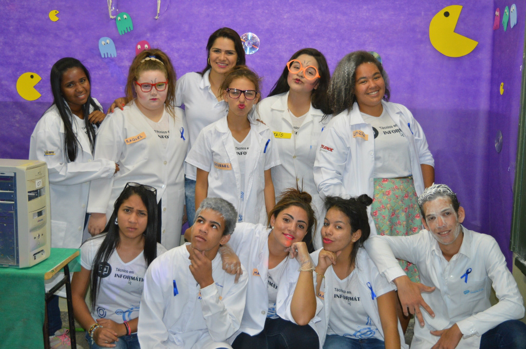 Escola Felipe de Brum reúne comunidade escolar com projeto Família na Escola