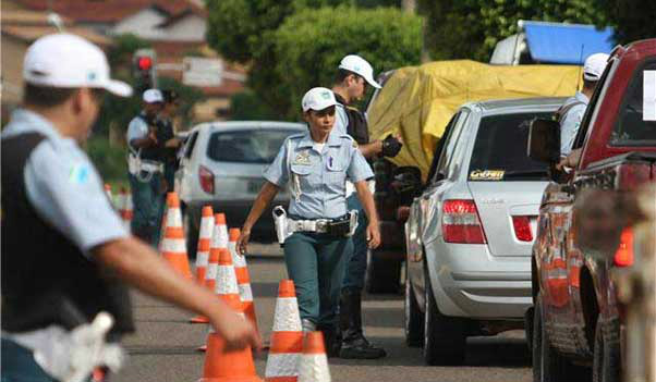 Ciptran confecciona mais de 250 autos de infração durante o fim de semana