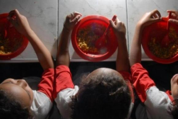 Firmada  por  chefes de Estado, a Declaração de Roma destaca importância de se prevenir desnutrição, baixo peso,  sobrepeso  e  baixa  estatura  em menores de 5 anos e da anemia em mulheres e crianças  Arquivo/Agência Brasil