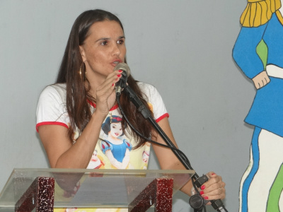 Secretária municipal de Educação, professora Vera LorensettiFoto: Moreira Produções