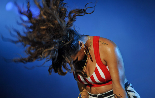 Veja os diferentes estilos de cabelos dos artistas que passaram pelo Rock in Rio