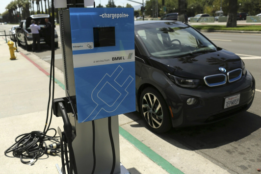 China vai criar pontos de carregamento para 5 milhões de carros elétricos China vai criar pontos de carregamento para 5 milhões de carros elétricos