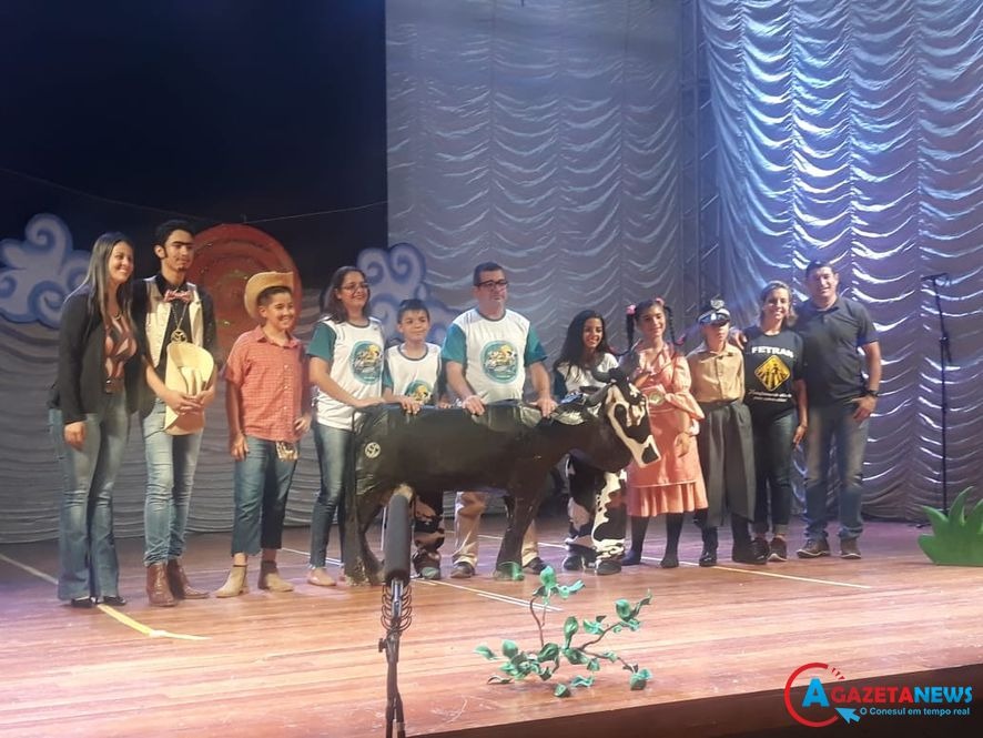 Final do Fetran aconteceu em Campo Grande. A secretária municipal de desporto e cultura acompanhou os representantes de Amambai / Foto: Divulgação