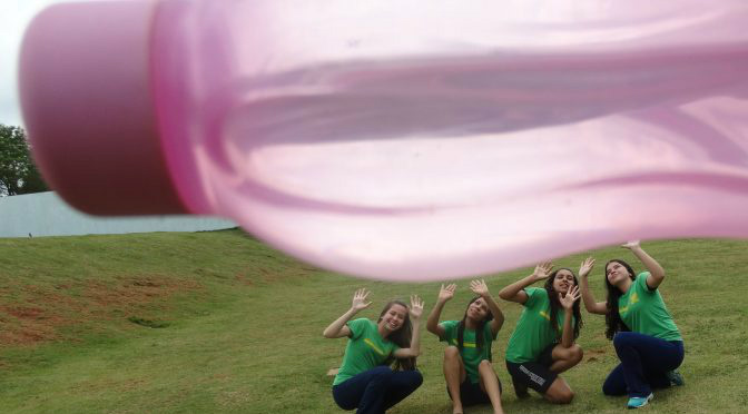 Alunos da EE Dom Aquino desenvolvem trabalho com fotos de perspectiva forçada