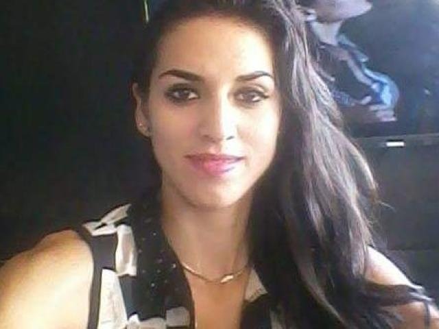 Mulher morre após aplicação de anabolizantes nos glúteos Aplicação teria sido feita na residência da vítima. (Foto: Reprodução/Porã News)