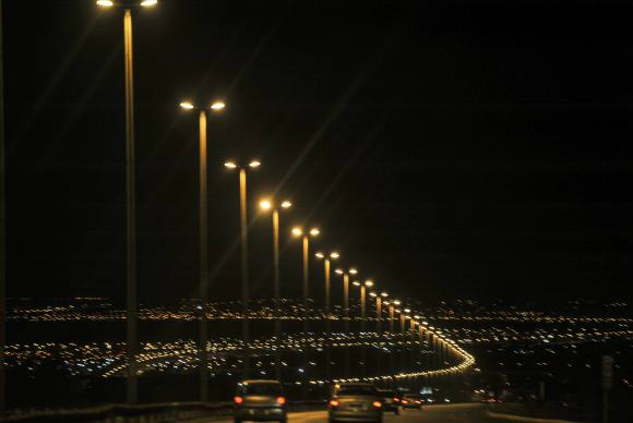 No Brasil, o programa Luz para Todos tem por objetivo  levar energia eléterica para todas as regiões do país - Marcello Casal JR/Arquivo/Agência Brasil