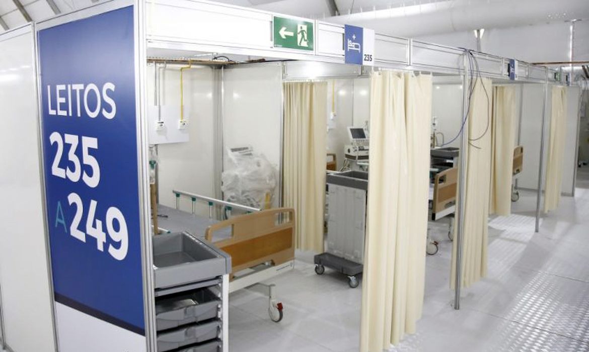 Covid-19: Brasil tem 611,4 mil mortes e 21,96 milhões de casos Foto: Agência Brasil