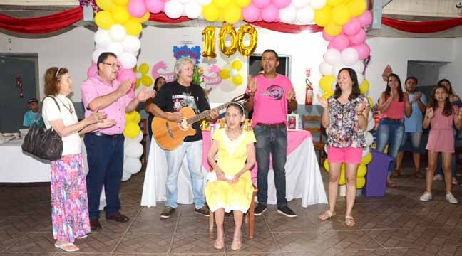Comunidade de Fátima do Sul comemora o "Centenário" de Dona Etelvina Foto: Divulgação
