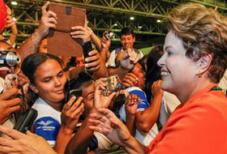 PT prevê gastos de até R$ 290 mi com campanha de Dilma
