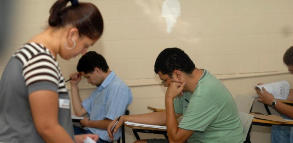Estudantes já podem consultar cartão de confirmação do Enade Provas serão aplicadas em 25 de novembro.