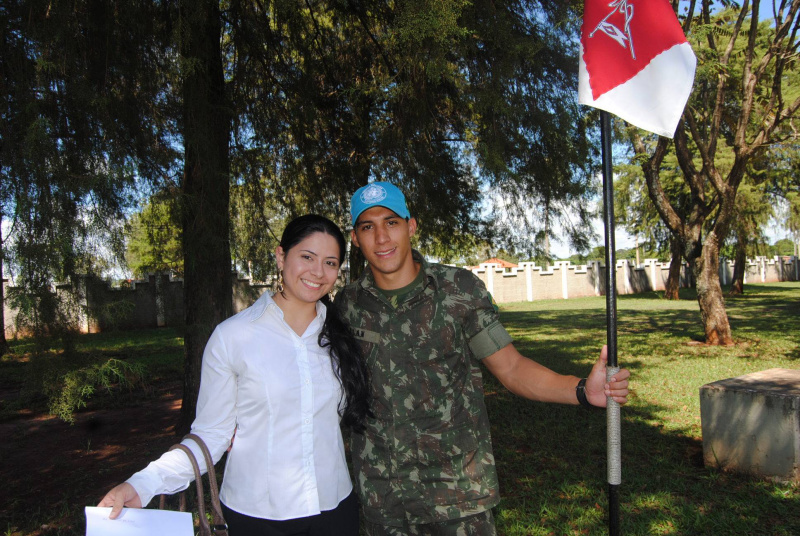 Ane Karoline e o Cabo Alan