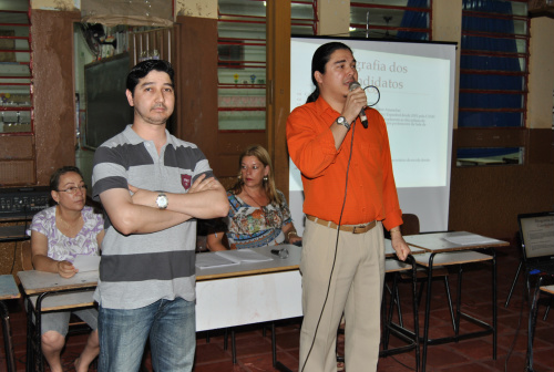 Rede estadual de ensino realiza eleição para diretores nesta quinta-feira, 6 Assembleia realizada na Escola Estadual Coronel Felipe de Brum, onde foi apresentado o candidato, professor Paulo Claidimar e o adjunto Claudinei Barbosa.
