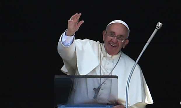 Papa envia condolências à Tunísia, ao Kuwait e à França