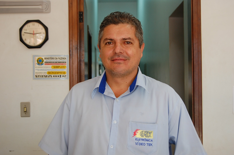 7 de setembro: o Brasil é um país independente? Waldir dos Santos Fernandes (43), técnico em Eletrônica