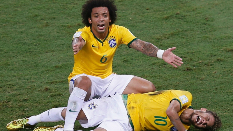 Neymar recebe apoio de personalidades nas redes sociais Neymar recebe apoio de personalidades nas redes sociais