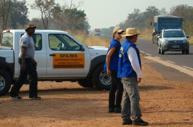 Decon realiza ação para coibir a concorrência desleal