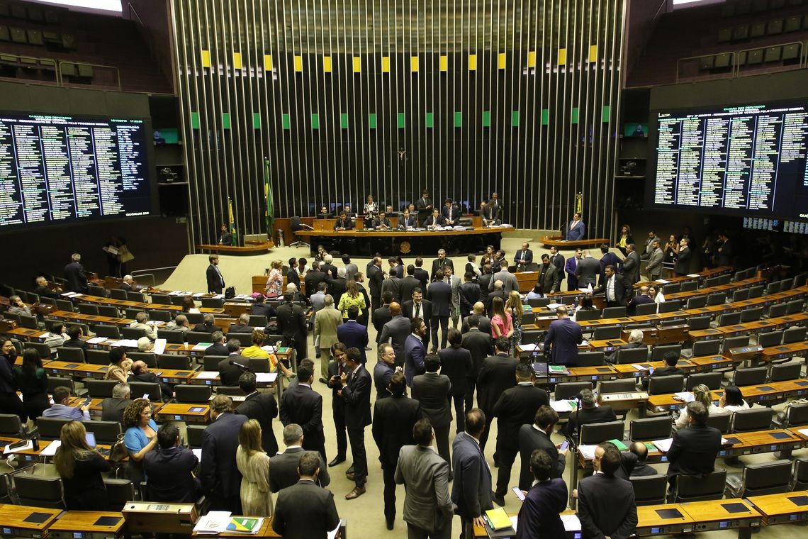 Câmara pode votar projeto que amplia porte de armas de fogo no país Fabio Rodrigues Pozzebom/Agência Brasil