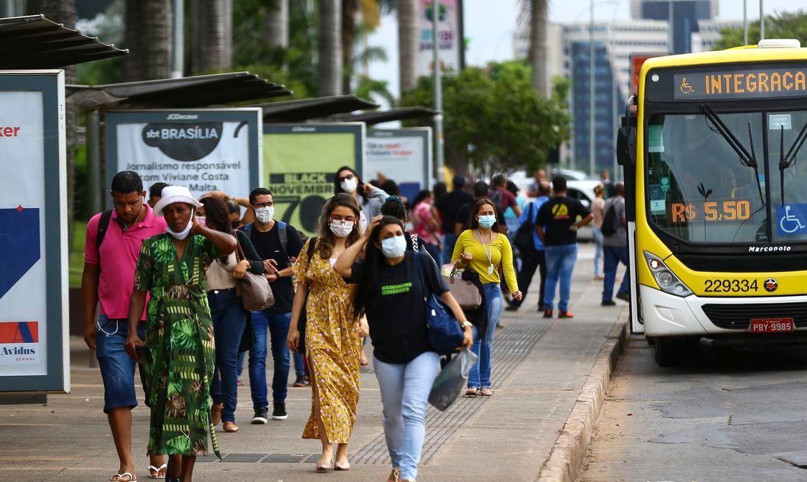 Covid-19: Brasil acumula 22 milhões de casos e 612,7 mil de óbitos Foto: Agência Brasil