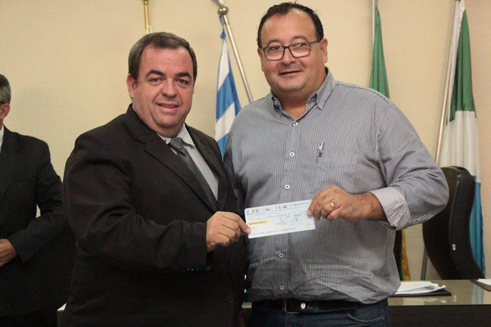 E/D- Presidente do legislativo, vereador Dilmar Bervian e o prefeito Dr. Bandeira / Foto: Assessoria