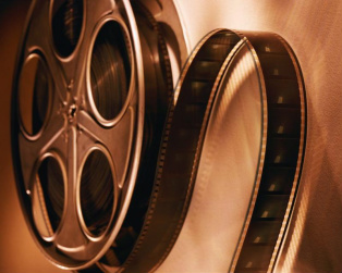 Estudantes brasileiros ganham concurso de roteiros de cinema na Espanha