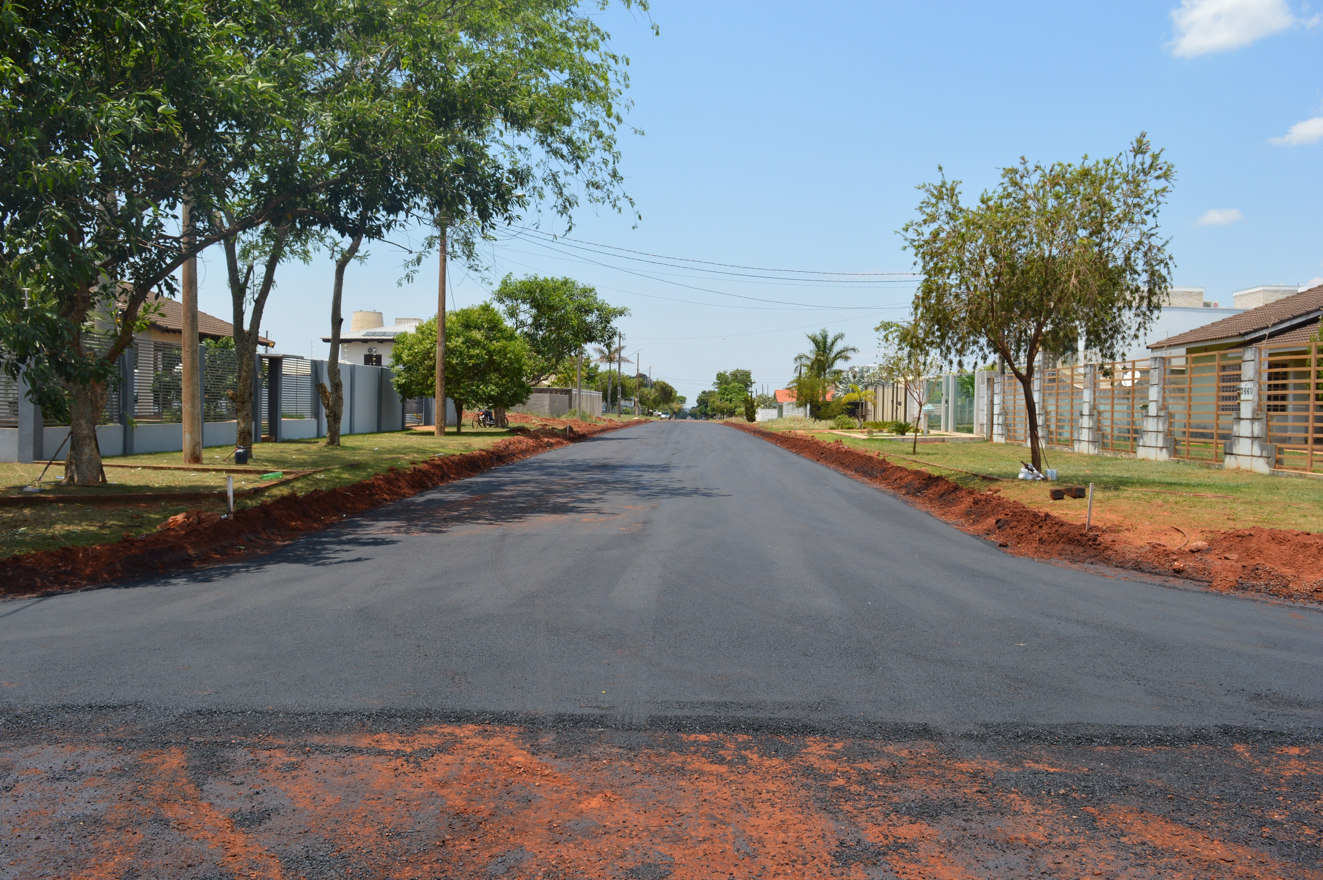 As obras de pavimentação beneficiaram moradores de várias vilas da cidade / Foto: Divulgação/Decom