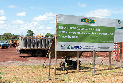 Por enquanto as obras estão na fase de terraplenagem