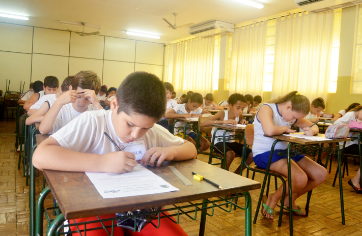 Comissão debate Sistema de Nacional de Avaliação da Educação Básica Comissão debate Sistema de Nacional de Avaliação da Educação Básica