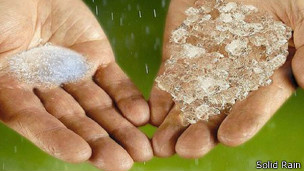 Um litro de água pode ser absorvido por apenas 10 gramas do produto, segundo fabricantes