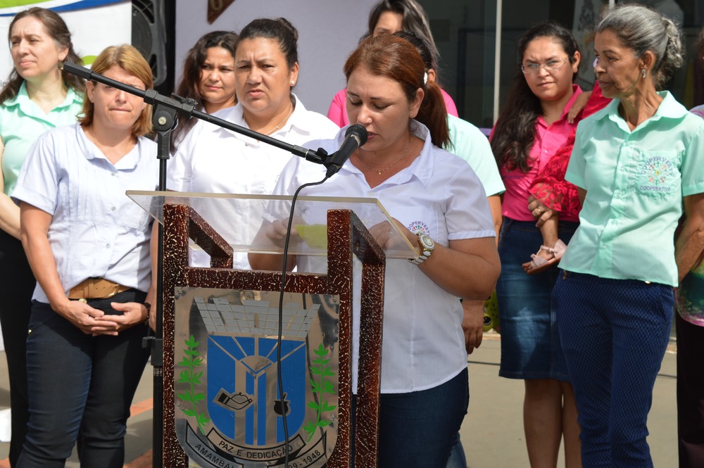 Na manhã da sexta (12), Coopervesty foi reinaugurada em Amambai Margarete Bambil é a presidente da Coopervesty / Foto: Moreira Produções