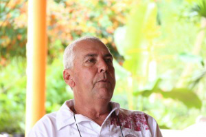 Empresário abre as portas de sítio e transforma hortifruti em turismo em CG José Roberto abriu espaço há 2 anos para famílias que querem descansar tendo a natureza como companhia. (Foto: Fernando Antunes)