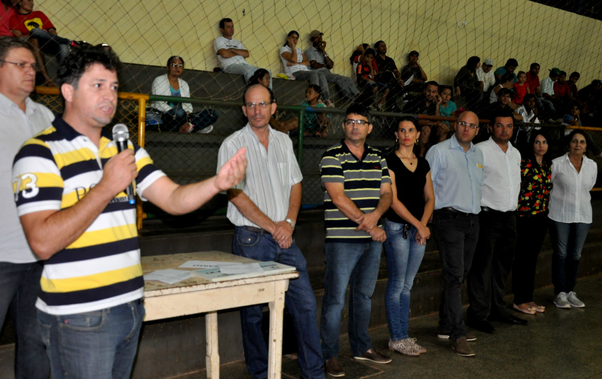 Campeonato Interfirmas de Amambai teve início na terça-feira (28) Elton Marques, secretário de Desporto e Cultura, discursa durante a abertura / Foto: Assessoria