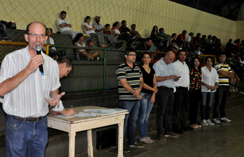 Campeonato Interfirmas de Amambai teve início na terça-feira (28) O prefeito Sérgio Barbosa valorização do esporte local é prioridade / Foto: Assessoria
