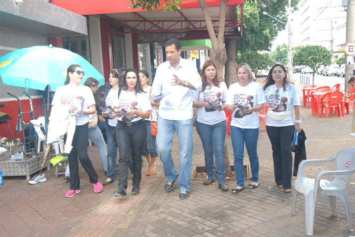 Caminhada da OAB/MS alerta sobre violência contra mulher