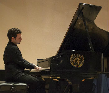 Mais de 180 países comemoram o Dia Internacional do Jazz esta quinta-feira, 30 de abril. Foto: ONU/JC McIlwaine