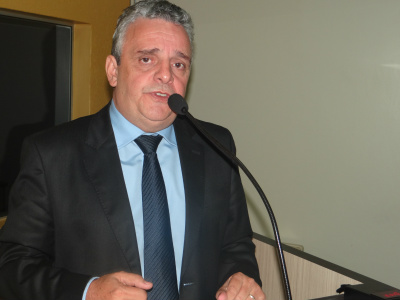 Protético homenageia Jorge Berlitz com título de Cidadão Amambaiense Vereador de Amambai, Roberto Protético / Foto: Moreira Produções