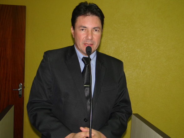 Jaime Bambil quer carro para transportar pacientes ao hospital de Cascavel Presidente do legislativo de Amambai, vereador Jaime BambilFoto: Moreira Produções