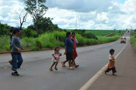 Índios de Japorã debatem segurança com policiais do Brasil e do Paraguai