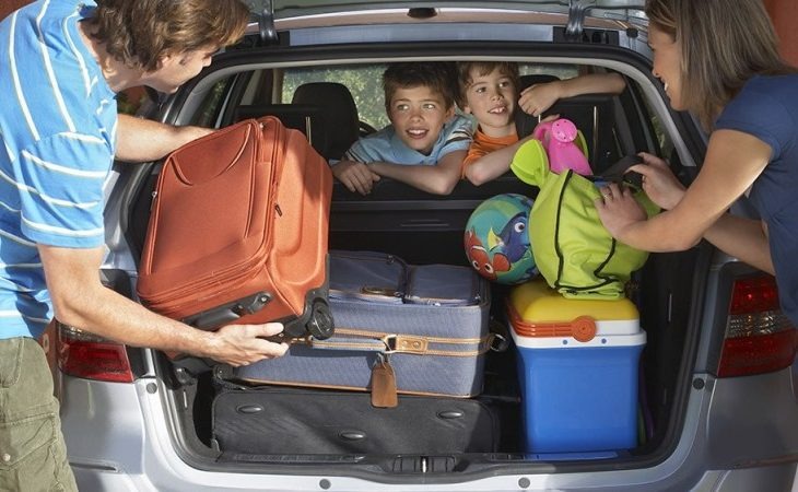 Para quem vai viajar no feriado, cuidados devem ir além da biossegurança Foto: divulgação