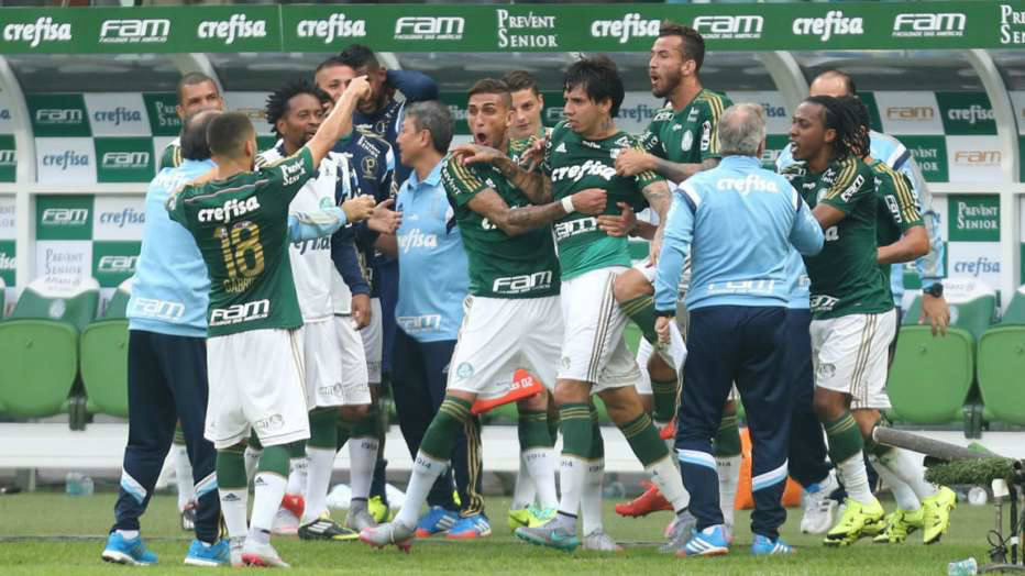 Jogadores do Palmeiras fizeram a festa na Allianz Parque, dando show diante deo São Paulo
