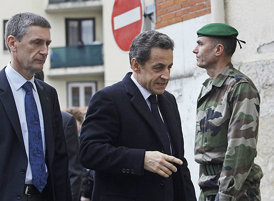 Franceses querem inquérito para verificar possíveis falhas em investigações