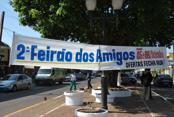 2° Feirão dos Amigos: Evento termina com balanço positivo O Feirão dos Amigos aconteceu nos dias 5 e 6 de setembro em Amambai.