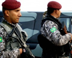 Polícia Federal monta 'delegacia' itinerante em aldeia