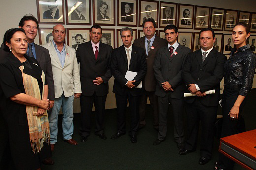 Representantes da OAB/MS Famasul e Sindicato Rural acompanham PEC 215 Representantes da OAB/MS Famasul e Sindicato Rural acompanham PEC 215