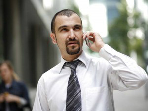 Preço médio do minuto da ligação de celular caiu 18% no ano passado